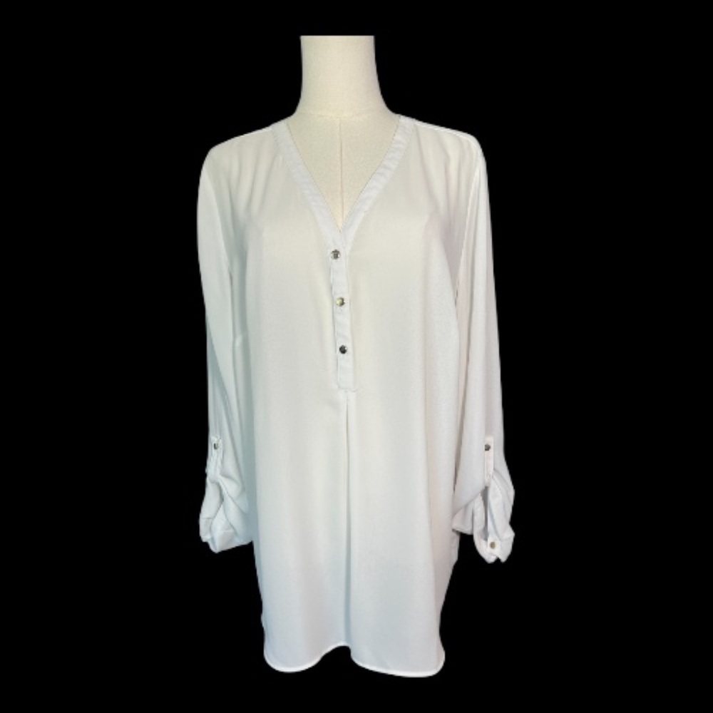 EUC JM Collection white v-neck blouse gold button detail | size L